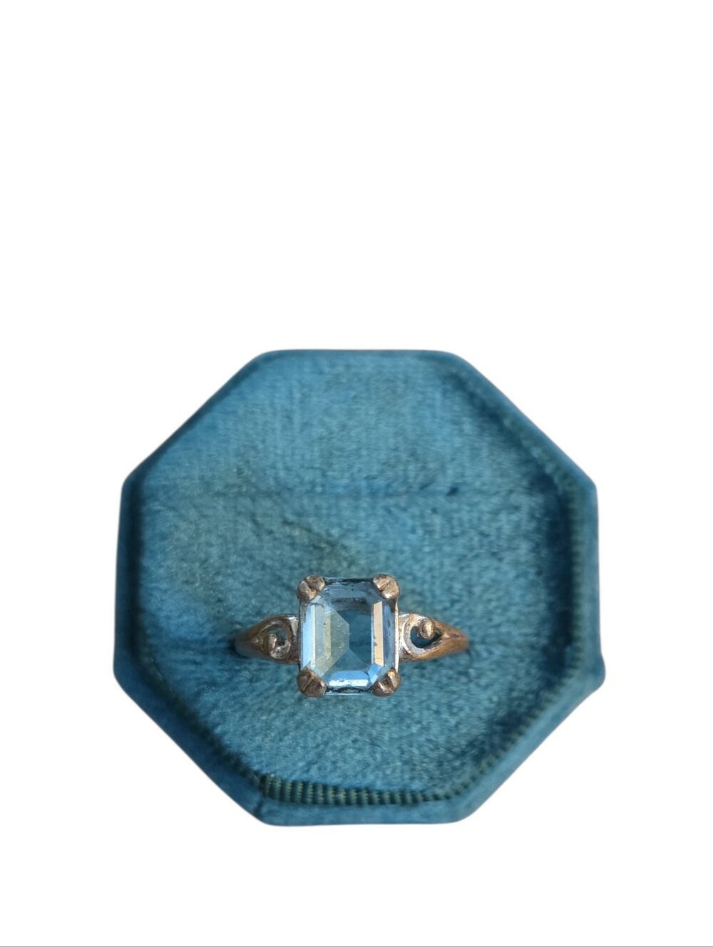 Vintage Avon Size 8.75 Silver Toned Blue Topaz Band Ring